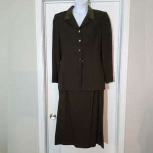 Kasper 2 piece skirt suit